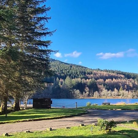 Bonnie Lodge-Lochside Location With Hot Tub Invergarry Exteriör bild