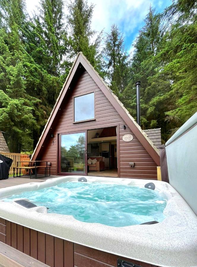 Bonnie Lodge-Lochside Location With Hot Tub Invergarry Exteriör bild
