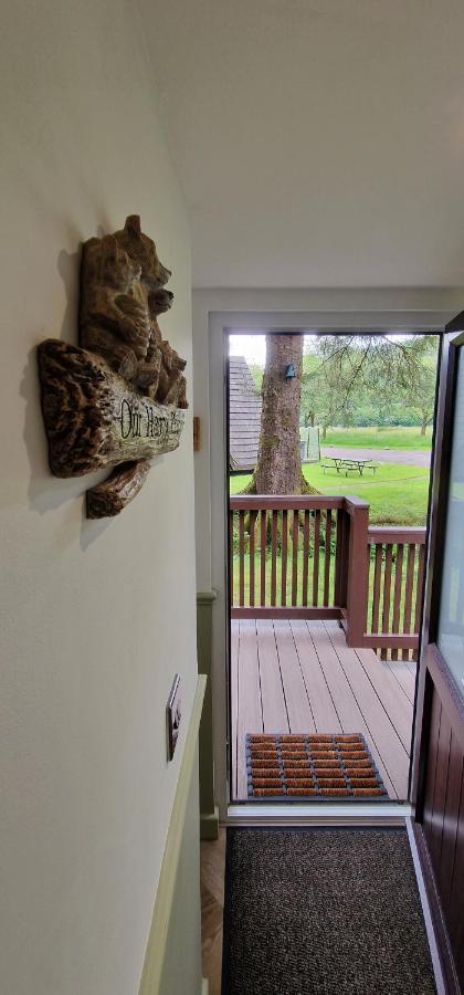 Bonnie Lodge-Lochside Location With Hot Tub Invergarry Exteriör bild